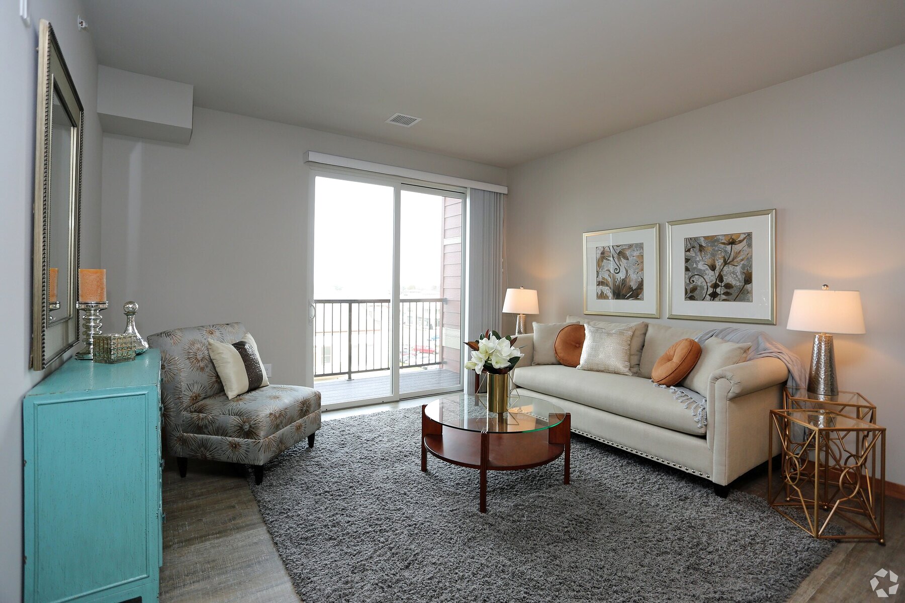 Middleton Station apartment living room